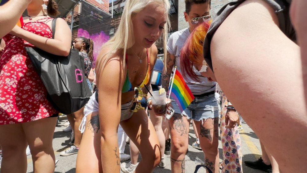 FireCandids_PrideShorts1.jpg.873a06853b3ba428eecaf95aaf53074f (1).jpg