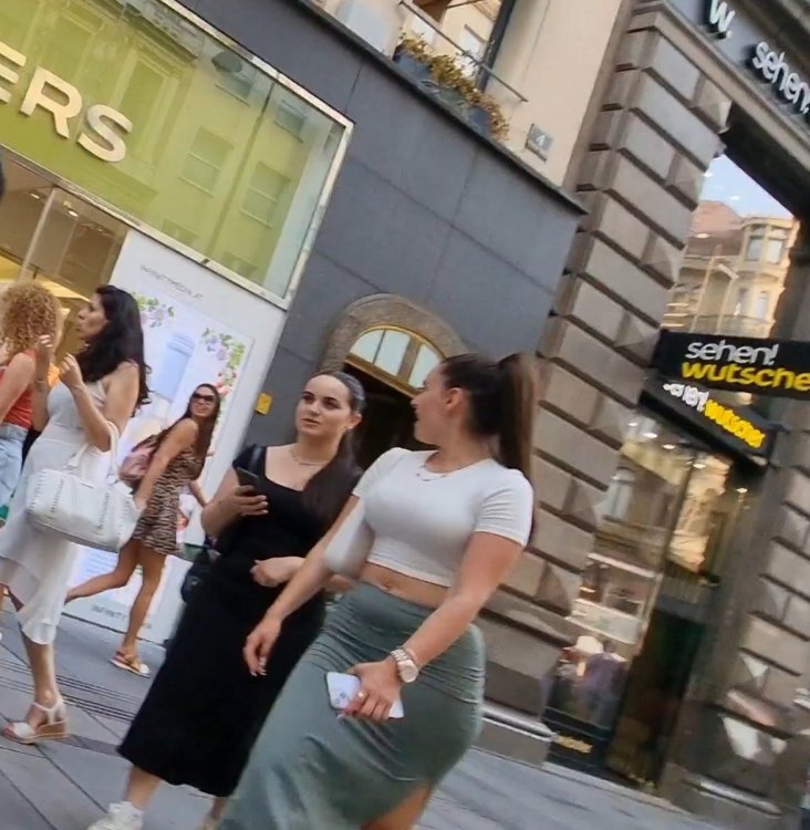 VideoCapture_20230715-230344.jpg.1ef093479270921e26c31d55b2ef5da9.jpg