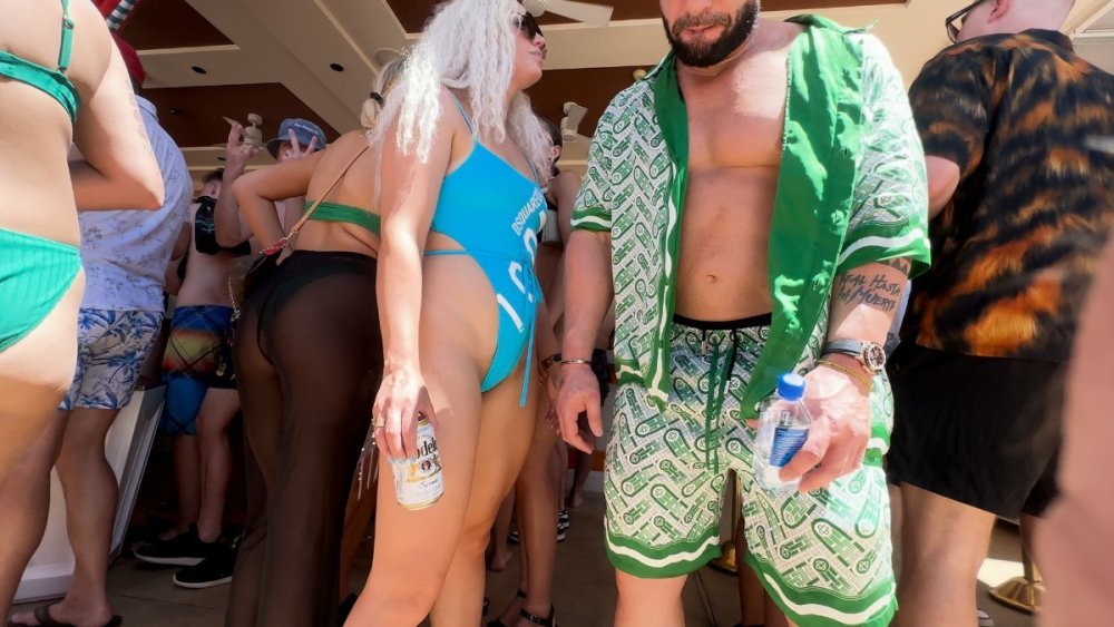 FireCandids_BikiniSZNvol7g.jpg.2d31cb65e178a906af5fee1585d86b4e.jpg