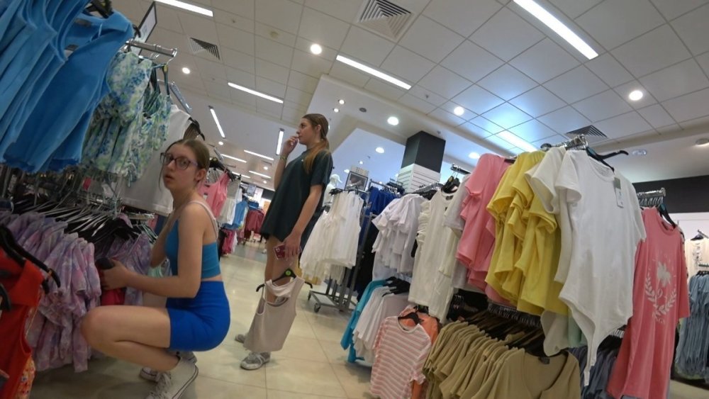 ProDiamond-63BluePrimarkNerdyTeen.mp4_snapshot_00.08_2025_12.07_03_46_01.thumb.jpg.2dd59861fa9c427a7a257787297cc55b.jpg
