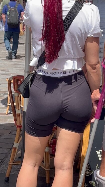 Oysho Short Shorts Vtl.mov_snapshot_00.38_[2026.10.30_15.43.57].jpg